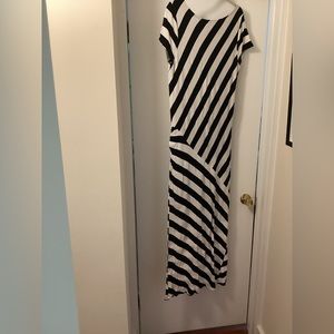 DKNYC jersey full length dress black/white.